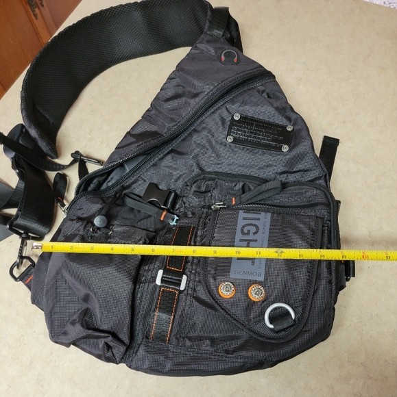 🛒🛍️💥Nwot Genmob sling bag for men new condition no flaws nice bag - Picture 2 of 9